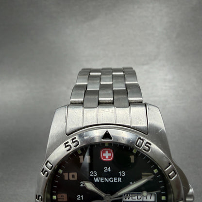 Wenger Dive Watch Men 38mm Black Dial Silver Tone Daydate Round New Battery4