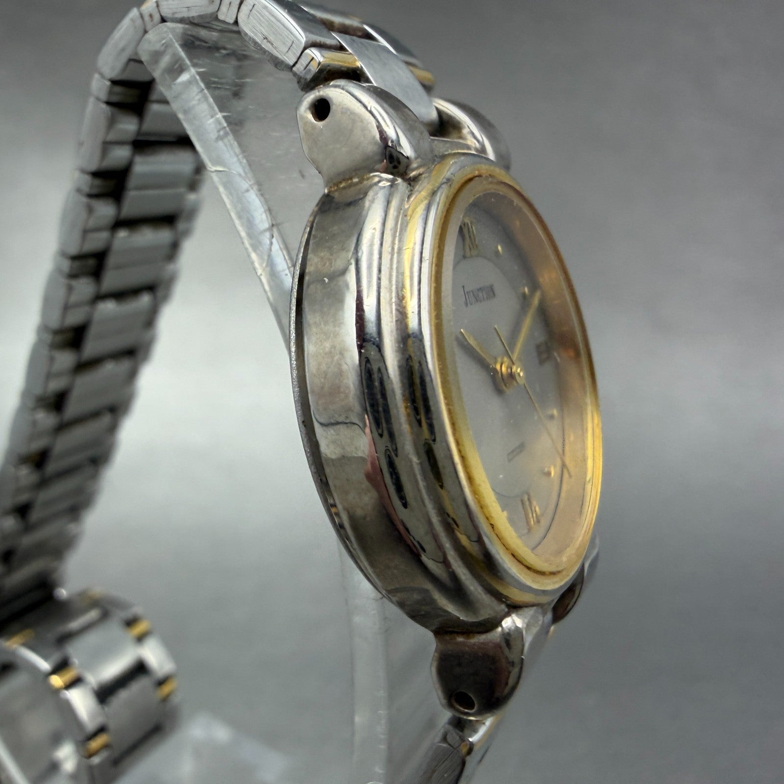 Citizen Junction Watch Women 25mm Silver Dial Two Tone Round 6031-343581 NewBatt3