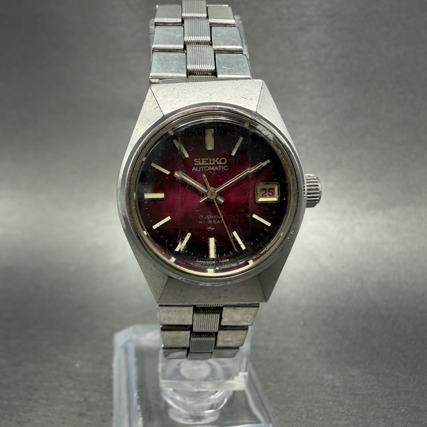 Seiko Automatic Watch Women 24mm Red Dial Silver Tone Date 2205-0679 Runs ABC0