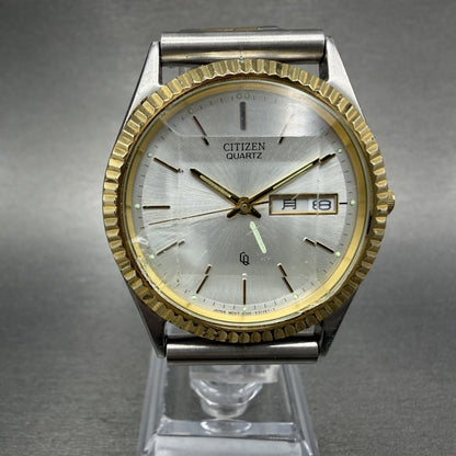 Citizen CQ President Watch Men 36mm Silver Dial Two Tone Daydate Round New Bat V0