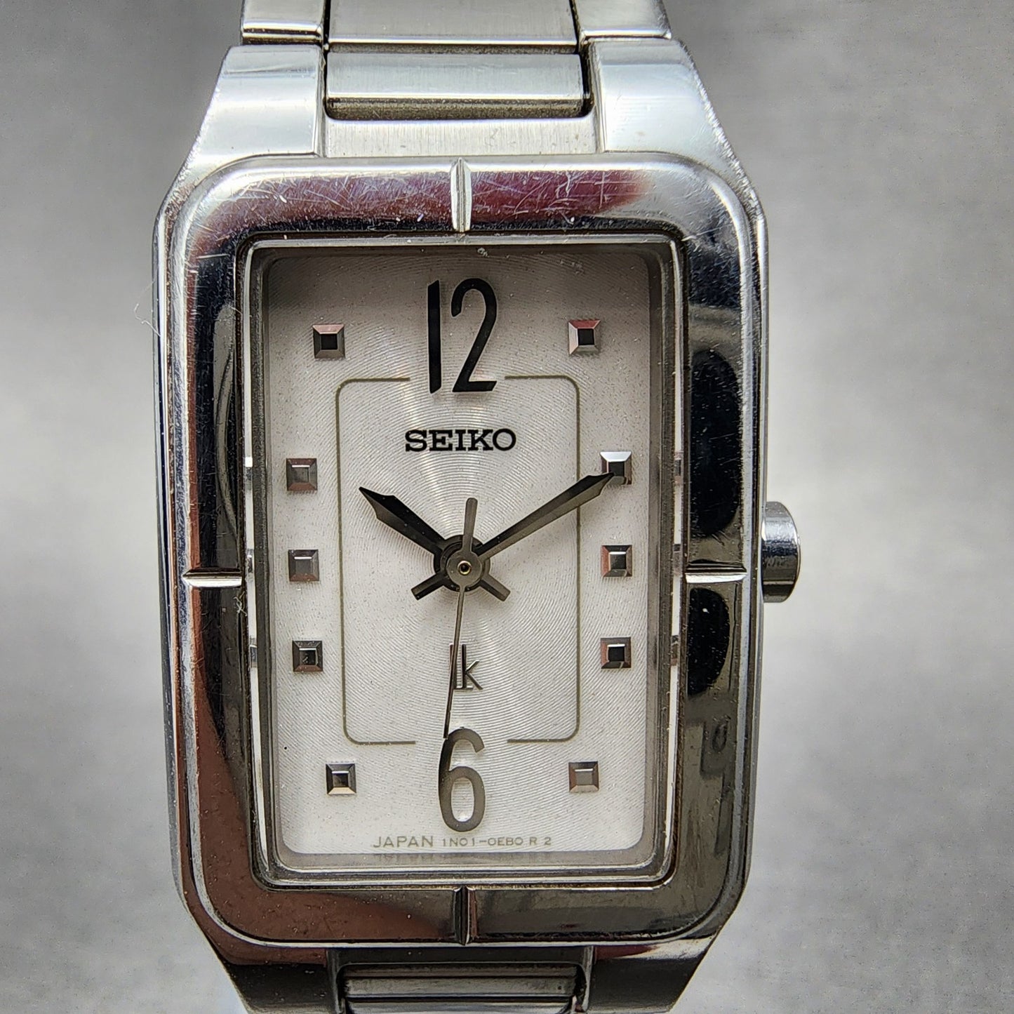 Seiko Lukia Tank Watch Women 20mm Silver Dial Silver Tone 1n010bz0 New Battery2