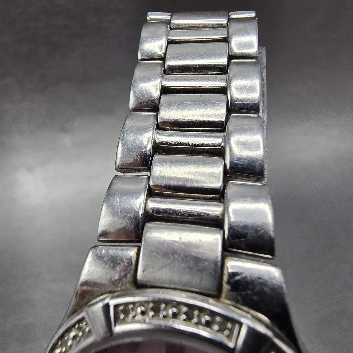 Citizen Eco-Drive Watch Women 26mm Pink Dial Silver Diamonds Date E011-S0436974