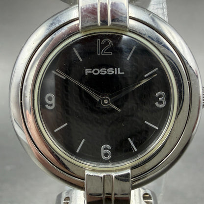 Fossil Watch Women 26mm Black Dial Silver Tone Round ES2581 New Battery1