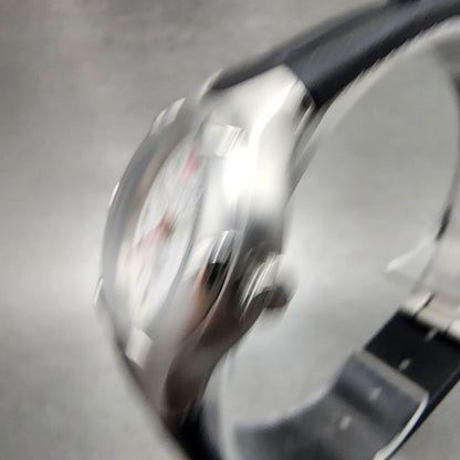 Wenger Dive Watch Women 28mm White Dial Steel Date Round 250.0492 New Battery2