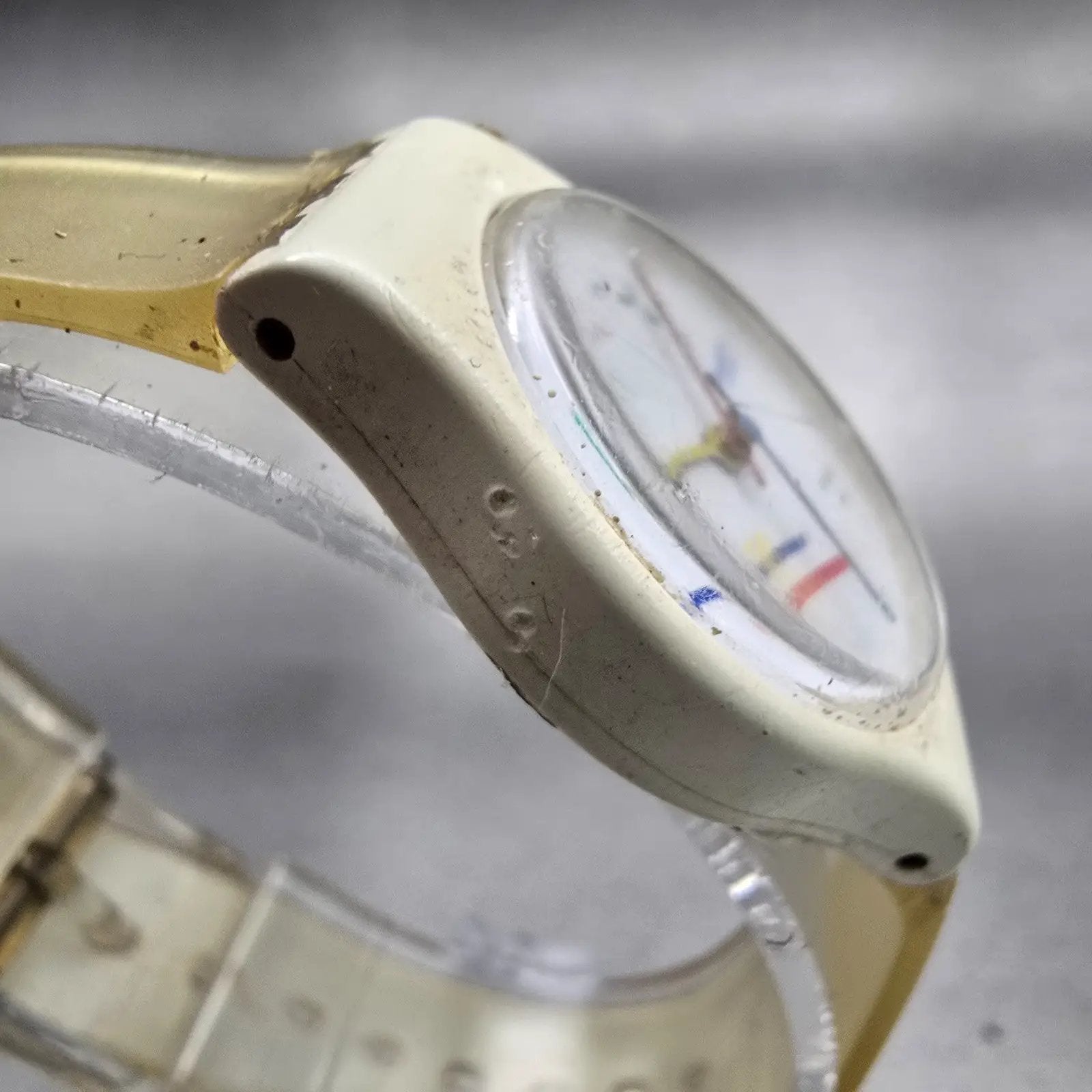 Swatch VASILY Watch Women 25mm White Dial White Tone Round LW111 New Battery VTG3