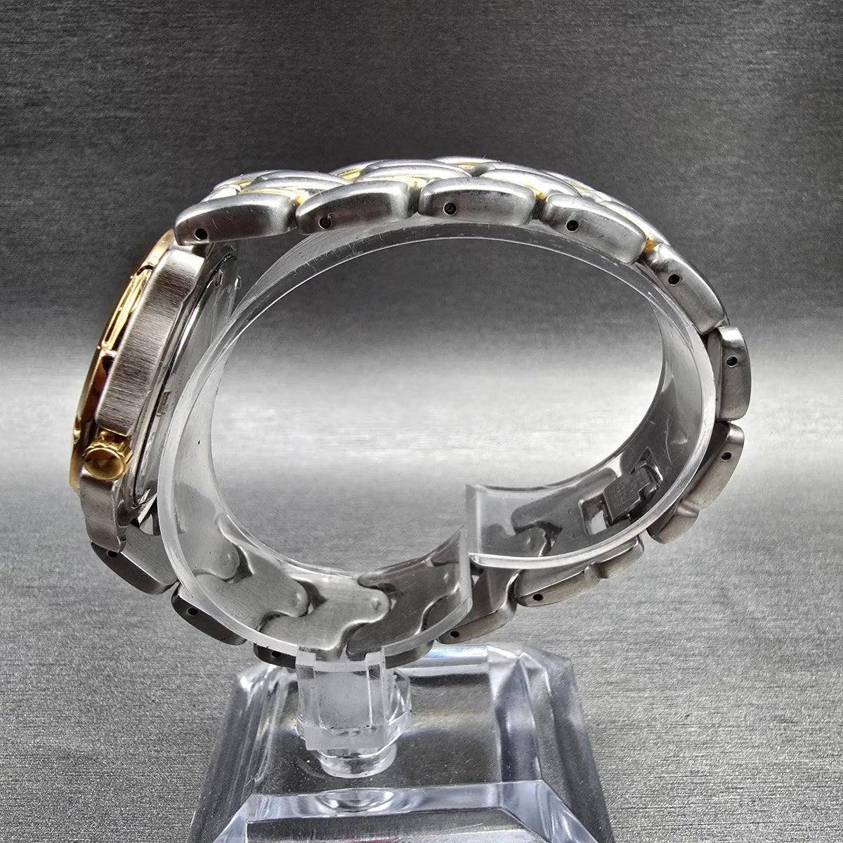 Seiko Pulsar Watch Men 36mm White Dial Two Tone Date Round V732-0060 New Battery6