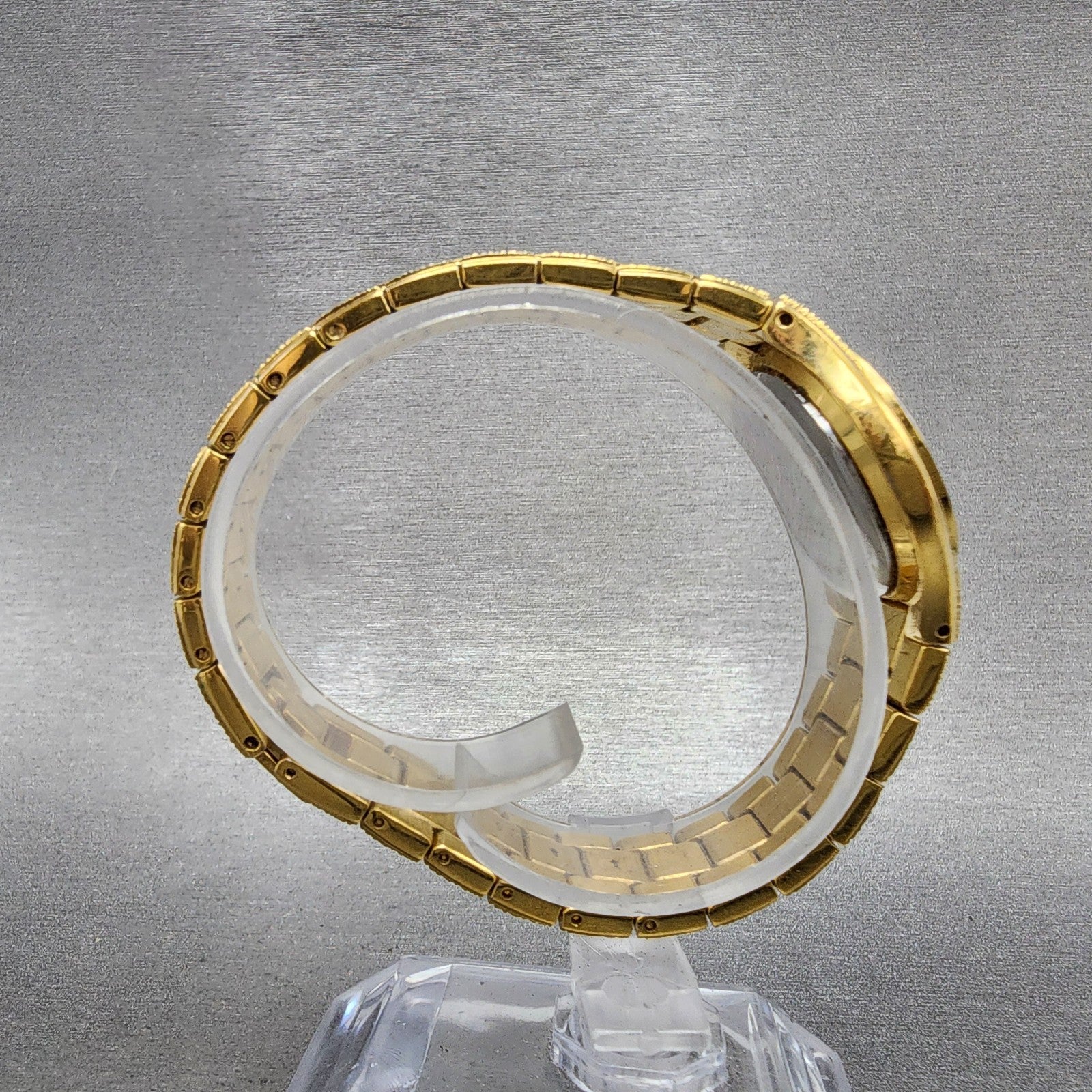 Elgin Watch Women 25mm Black Dial Gold Tone Date Round EG186N New Battery8