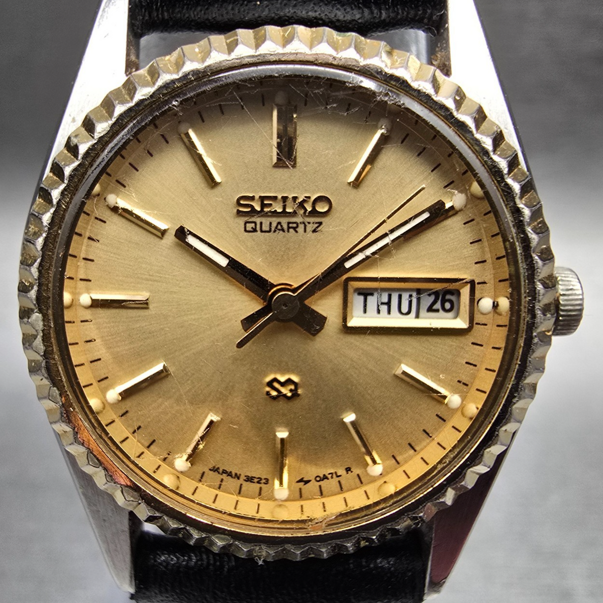 Seiko SQ Watch Women 24mm Gold Dial Two Tone Daydate Round 3E23-0A60 New Battery1