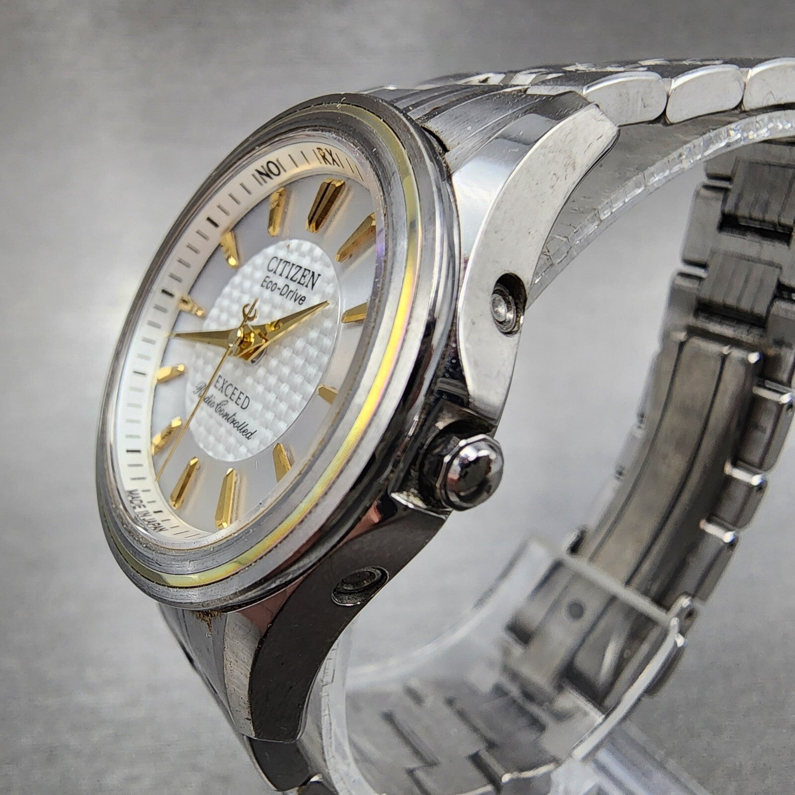 Citizen EcoDrive Exceed Watch Women 27mm White Dial Titanium H331T011403 Runs2