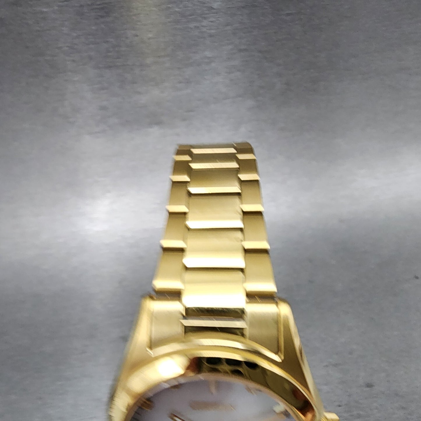 Citizen EcoDrive Watch Women 33mm MOP Dial Gold Tone Date Round EW270259D4