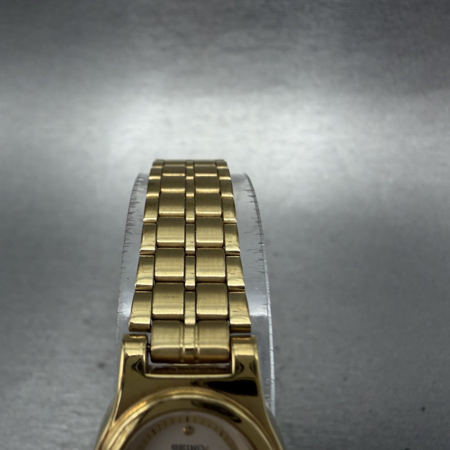 Seiko Watch Women 17mm White Dial Gold Tone Oval V4015109 New Battery VTG BAC4