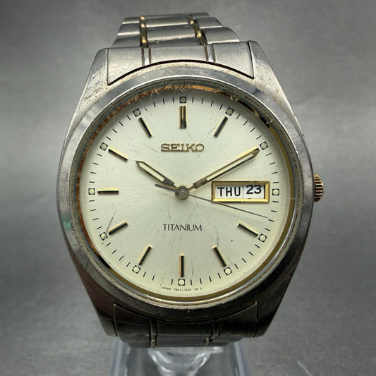 Seiko Watch Men 36mm Champagne Dial Two Tone Titanium Daydate 7N439100 New Batt0