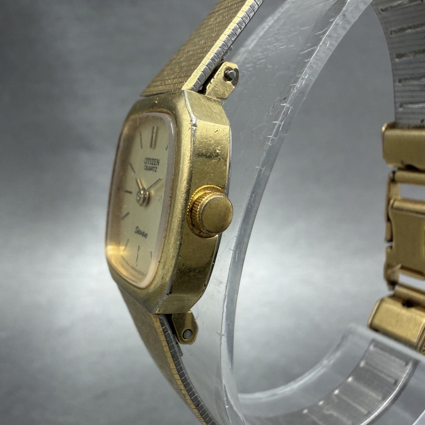 Citizen Seven Watch Women 17mm Champagne Dial Gold Tone Rectangle New Battery BD2