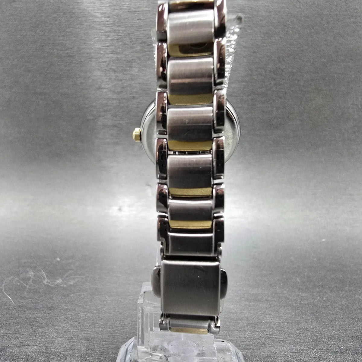 Citizen Eco-Drive Xc Watch Women 26mm MOP Dial Two Tone E011-T010580 Round Runs7