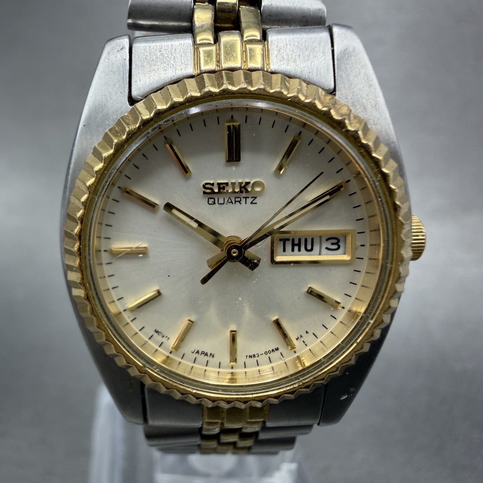 Seiko Watch Women 25mm White Dial Two Tone daydate Round 7n830041 New Batt AB561