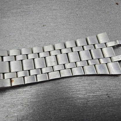 Seiko SQ Bracelet 20mm Stainless Steel Silver Tone Tri Folding Clasp VTG 610507