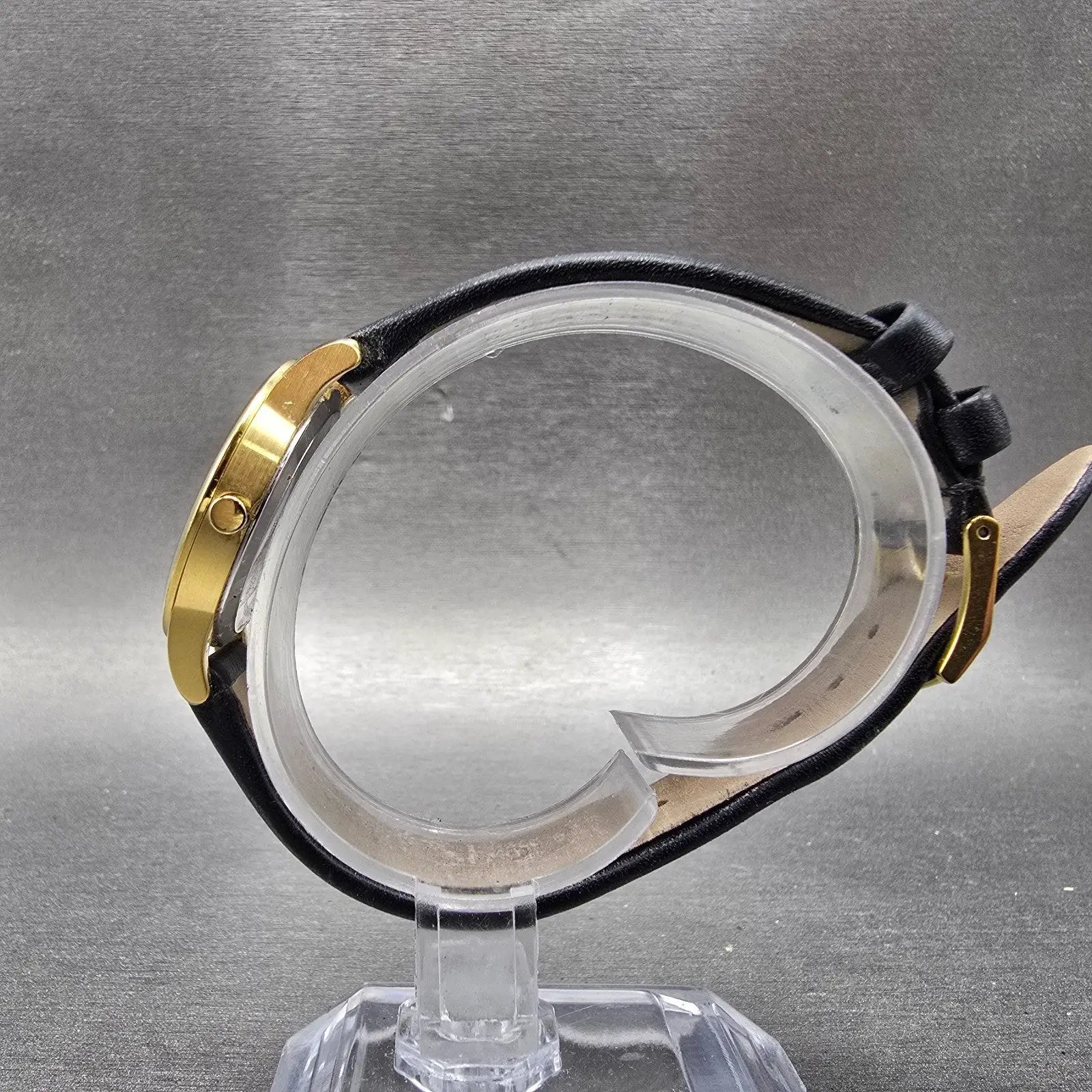 Movado Museum Watch Women 28mm Black Dial Gold Tone 07.3.36.1263 New Battery6