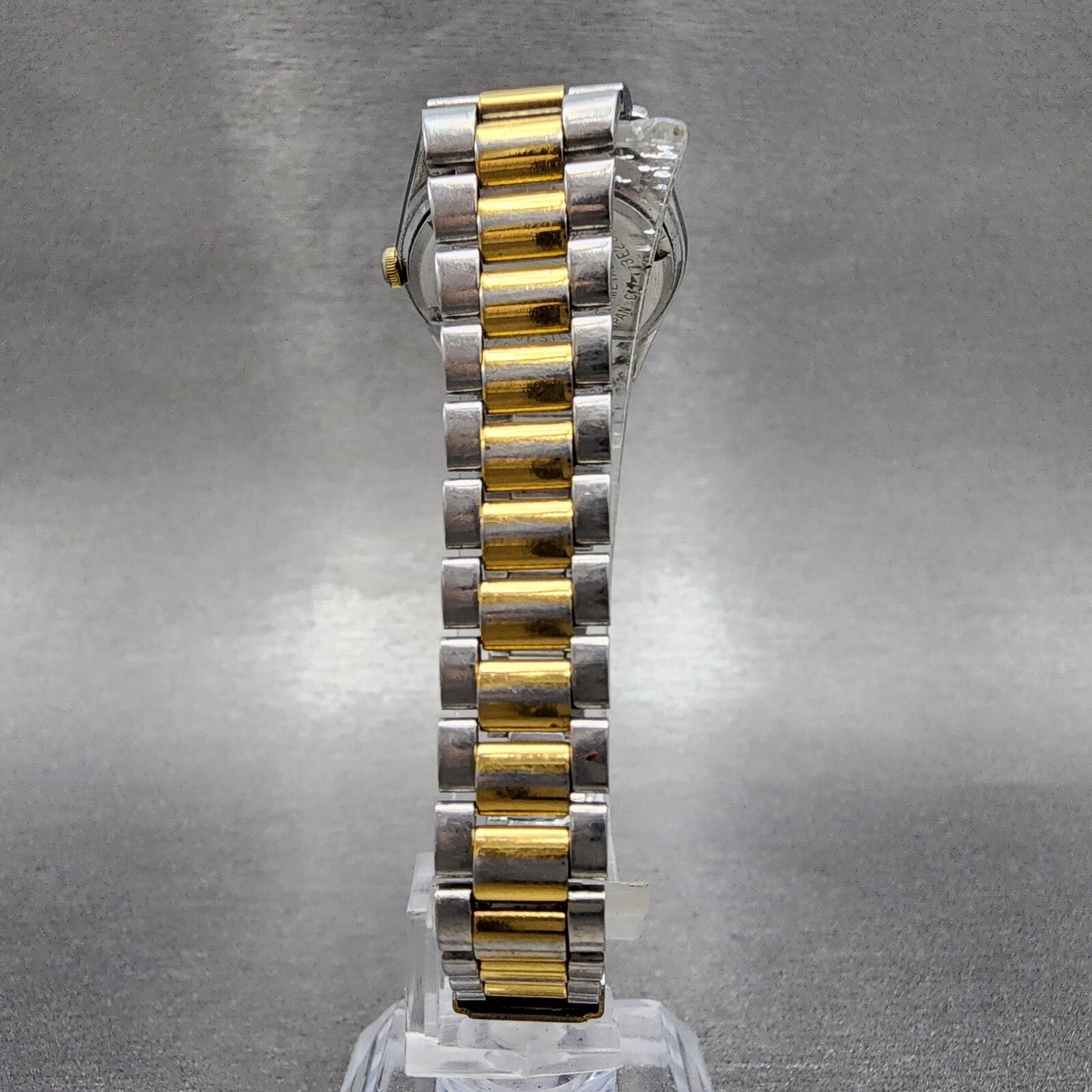Seiko SQ Watch Women 24mm Champagne Dial Two Tone Daydate 3e230a60 New Battery6