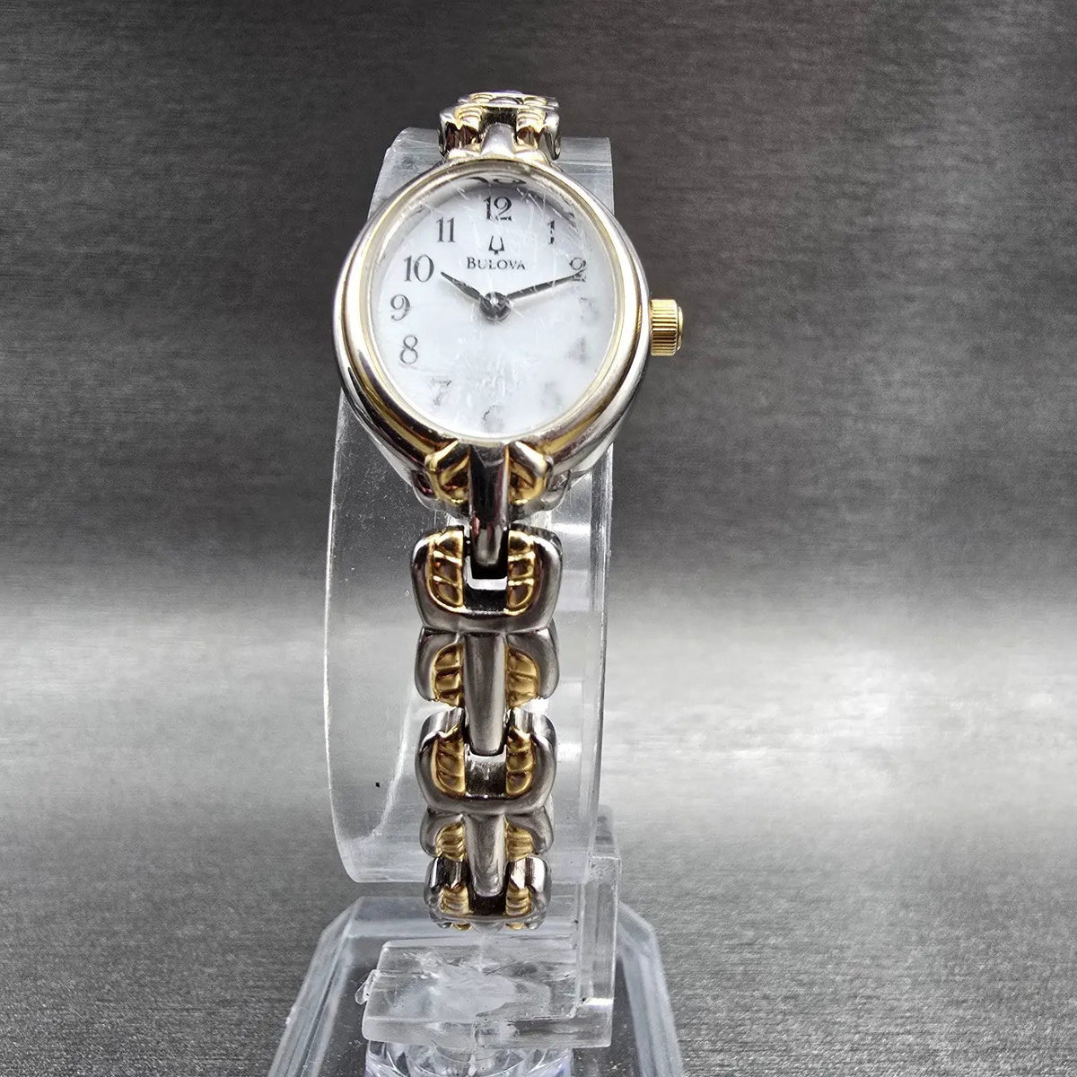Bulova Watch Women 17mm White Dial Two Tone Oval 98L66 New Battery Vintage AB5