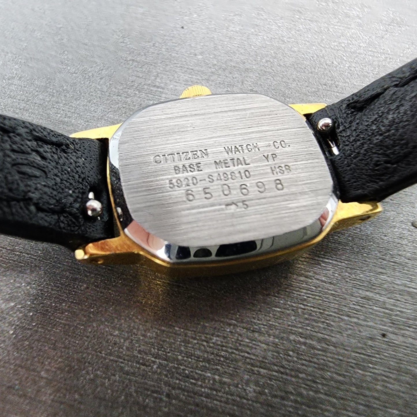 Citizen CQ Watch Women 17mm Black Dial Gold Tone Rectangle New Battery9
