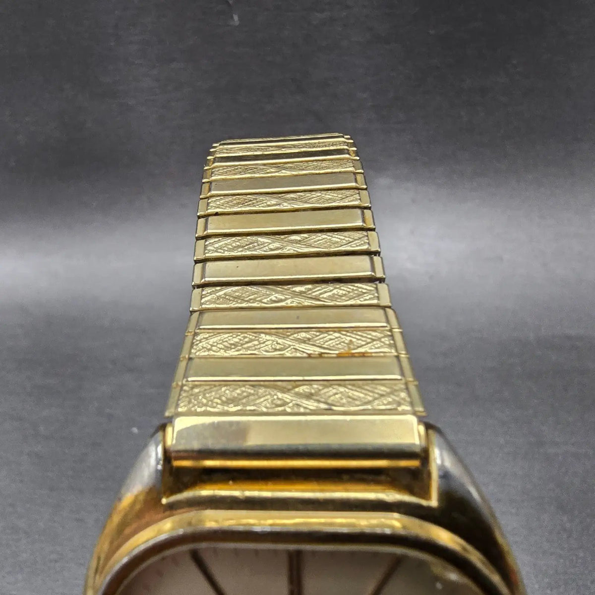 Bulova Tank Watch Men 34mm Champagne Dial Gold Daydate Rectangle 7053 New batt4