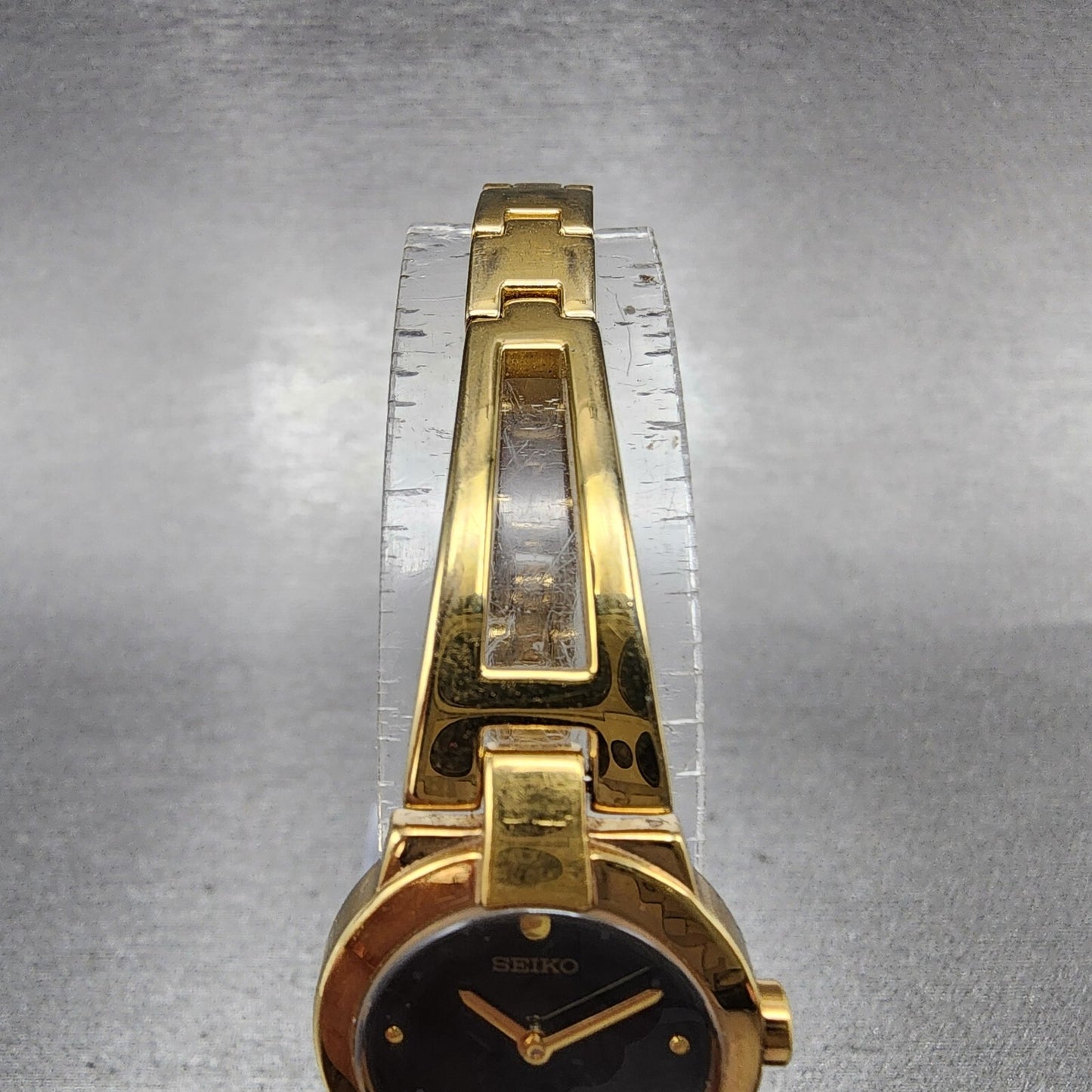 Seiko Watch Women 20mm Black Dial Gold Tone Round 1N000GM0 New Battery4