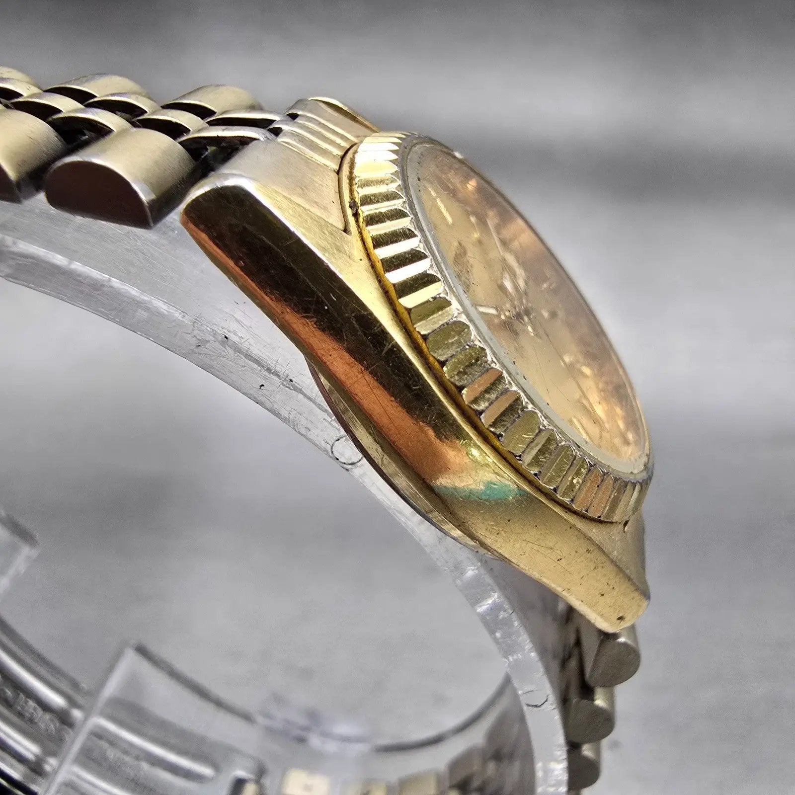 Seiko Watch Women 24mm Gold Dial Gold Tone Daydate Round 7N83-0049 New Battery3