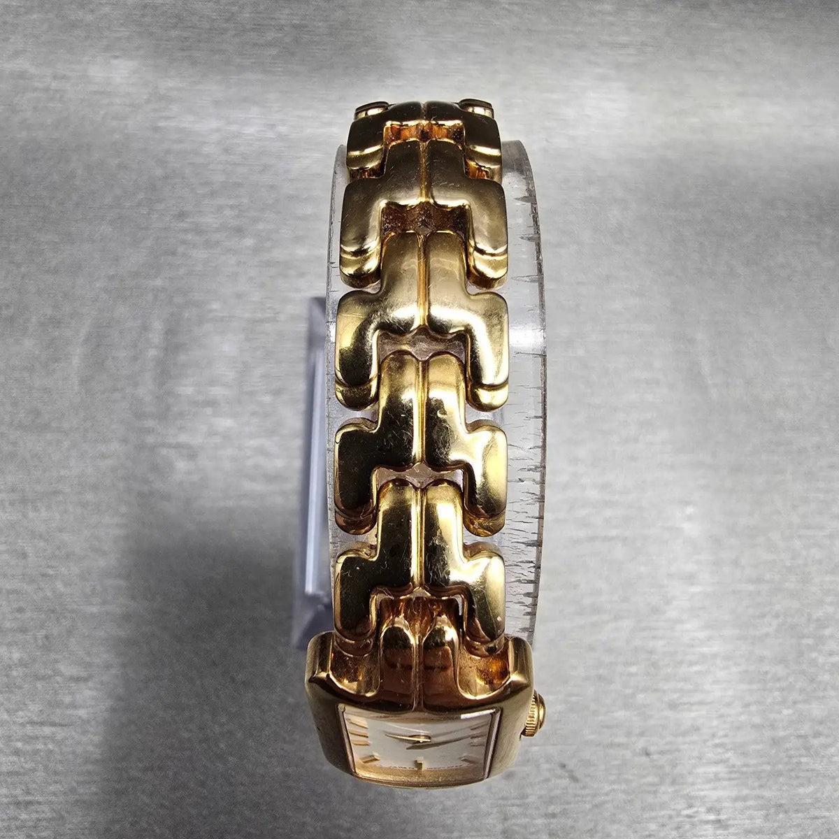 Seiko Tank Watch Women 16mm White Dial Gold Tone Rectangle 1N00-6T10 New Battery4