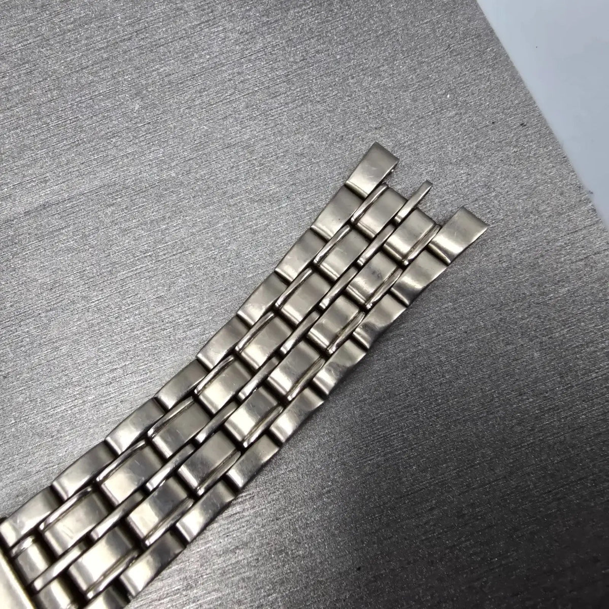 Citizen Reguno Solar Watch Men 34mm Champagne Dial Titanium Daydate Runs READ!!!9