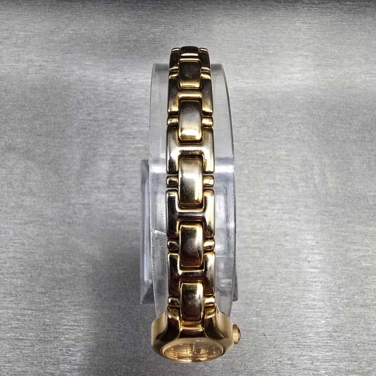 Seiko Watch Women 17mm Gold Dial Gold Tone Oval 1N01-0CS0 New Battery Vintage JP4