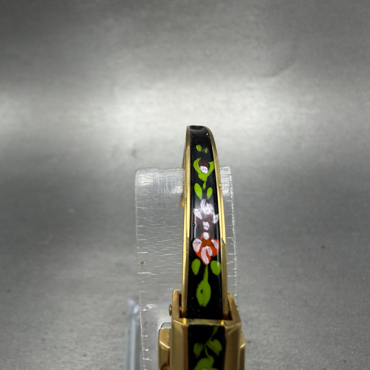 Ritma Hideaway Watch Women Silver Dial Gold Tone Floral Rectangle Manual Wind4