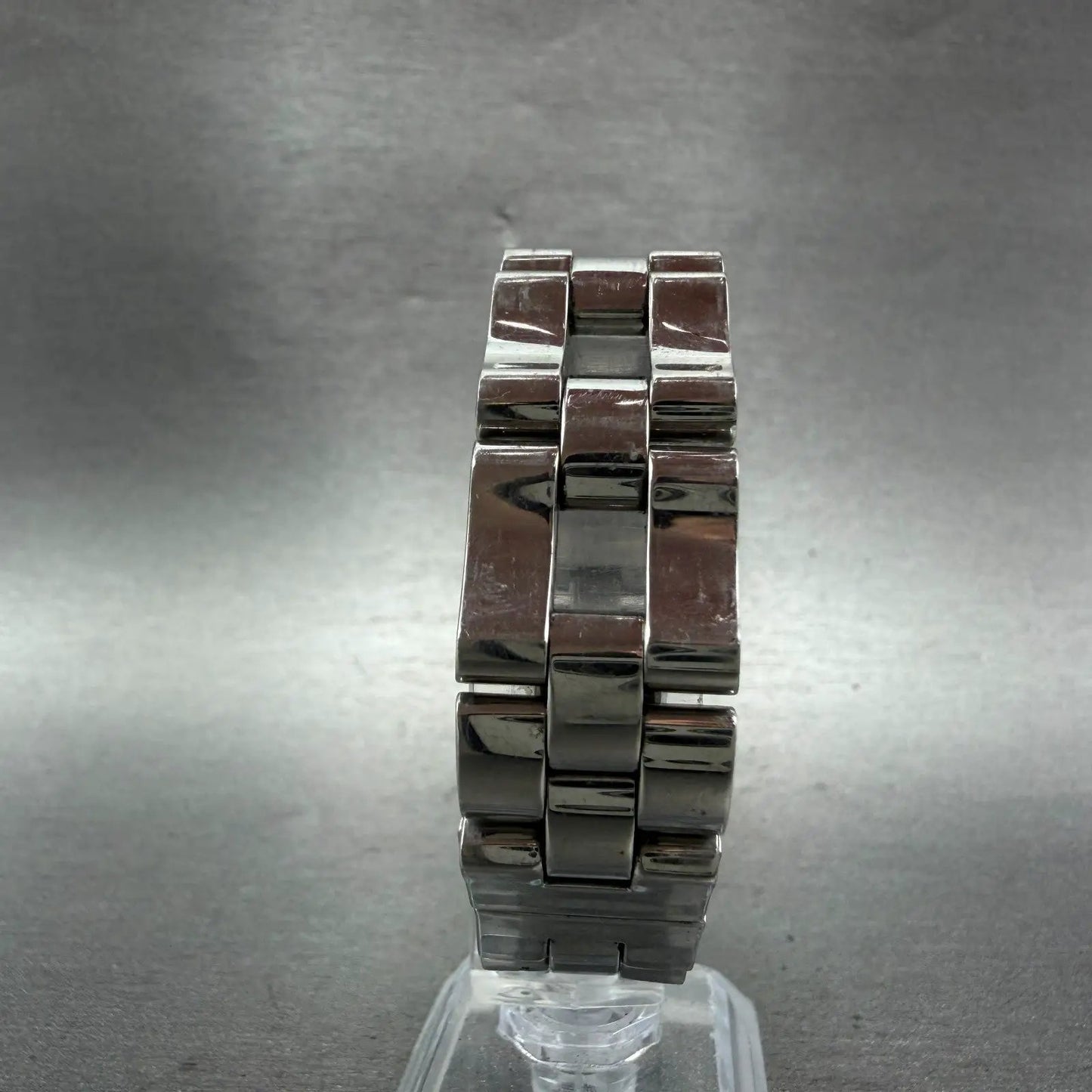 48524084