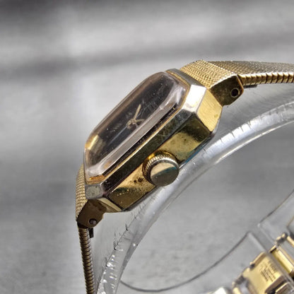 Seiko Watch Women 16mm Black Dial Gold Tone Rectangle 2B20-5019 New Battery VTG2