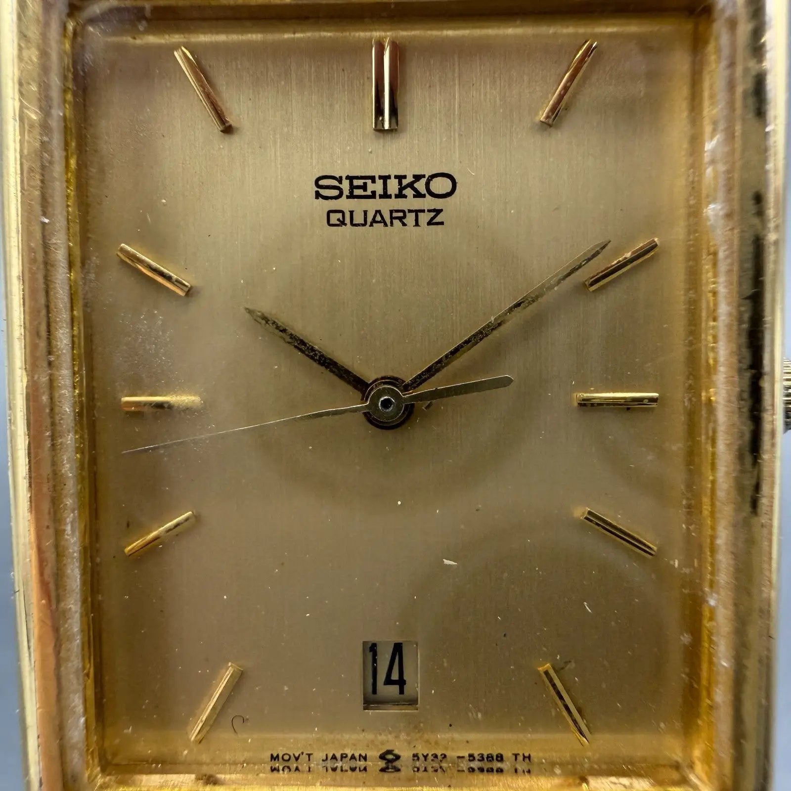 Seiko Tank Watch Men 25mm Champagne Dial Gold Tone Date 5Y32-5149 PARTS Vintage2