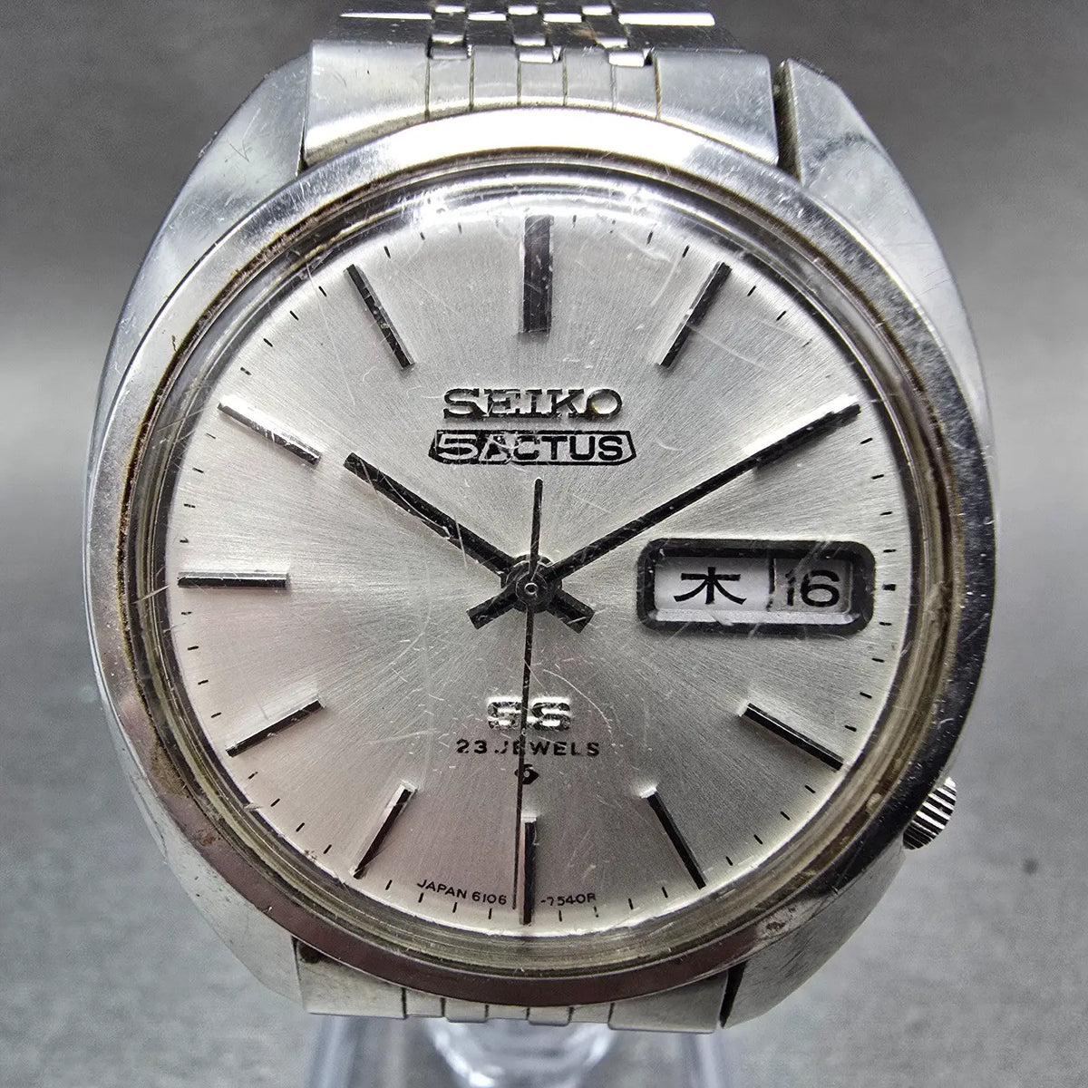 Seiko 5 Actus SS Watch Men 36mm Silver Dial Steel Daydate 6106-7003 Automatic0