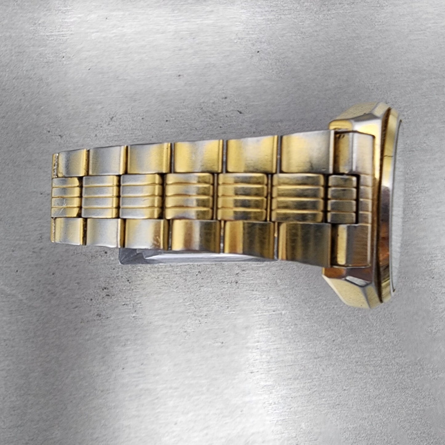 Seiko 5 Automatic Watch Men 38mm White Dial Gold Tone Daydate Round Runs