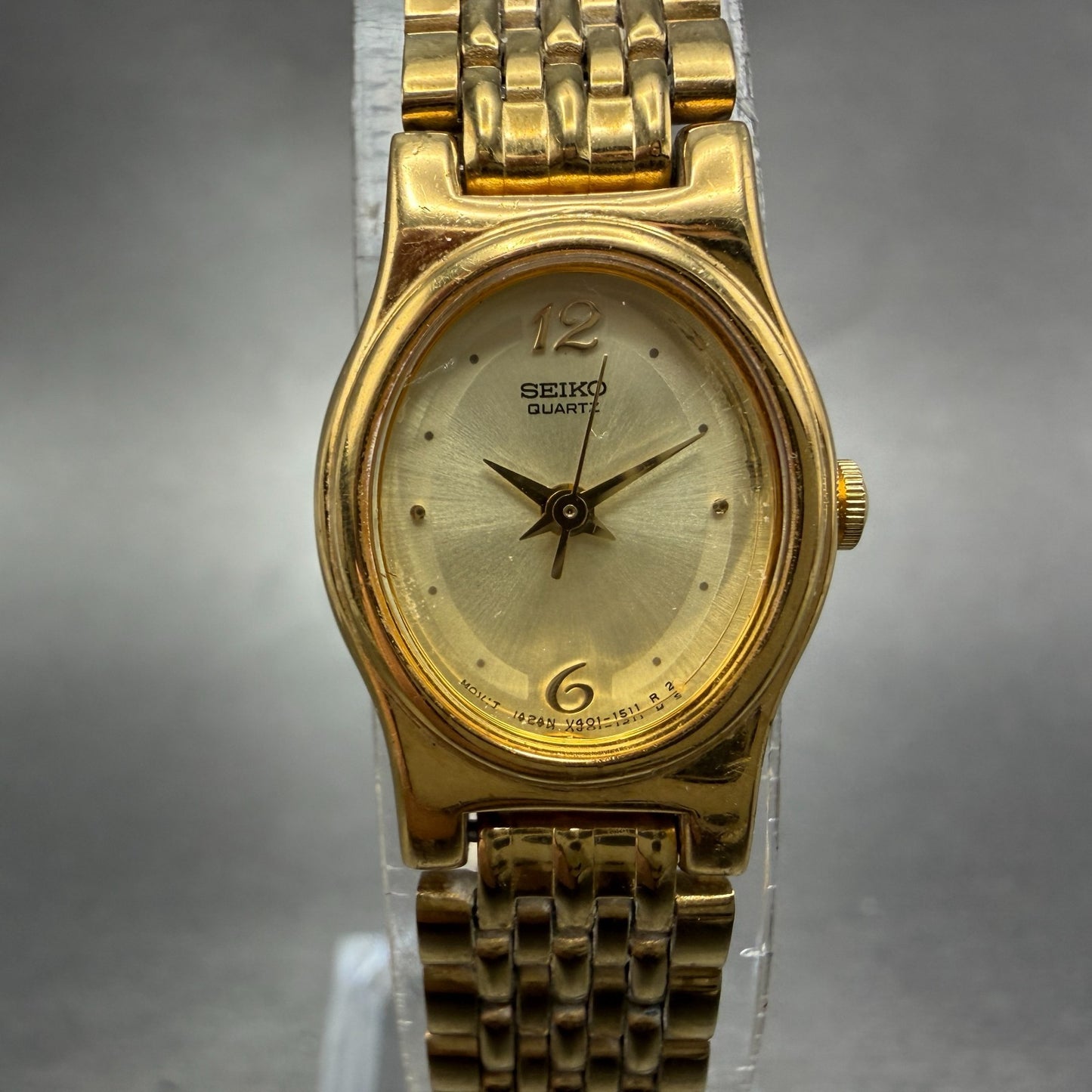 Seiko Watch Women 17mm Champagne Dial Gold Tone Oval V401-5109 New Battery VTG A0