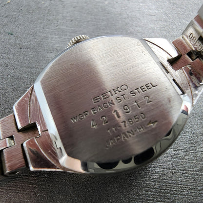 Seiko Watch Women Silver 21mm Dial Silver Tone Manual Round 117850 Runs9