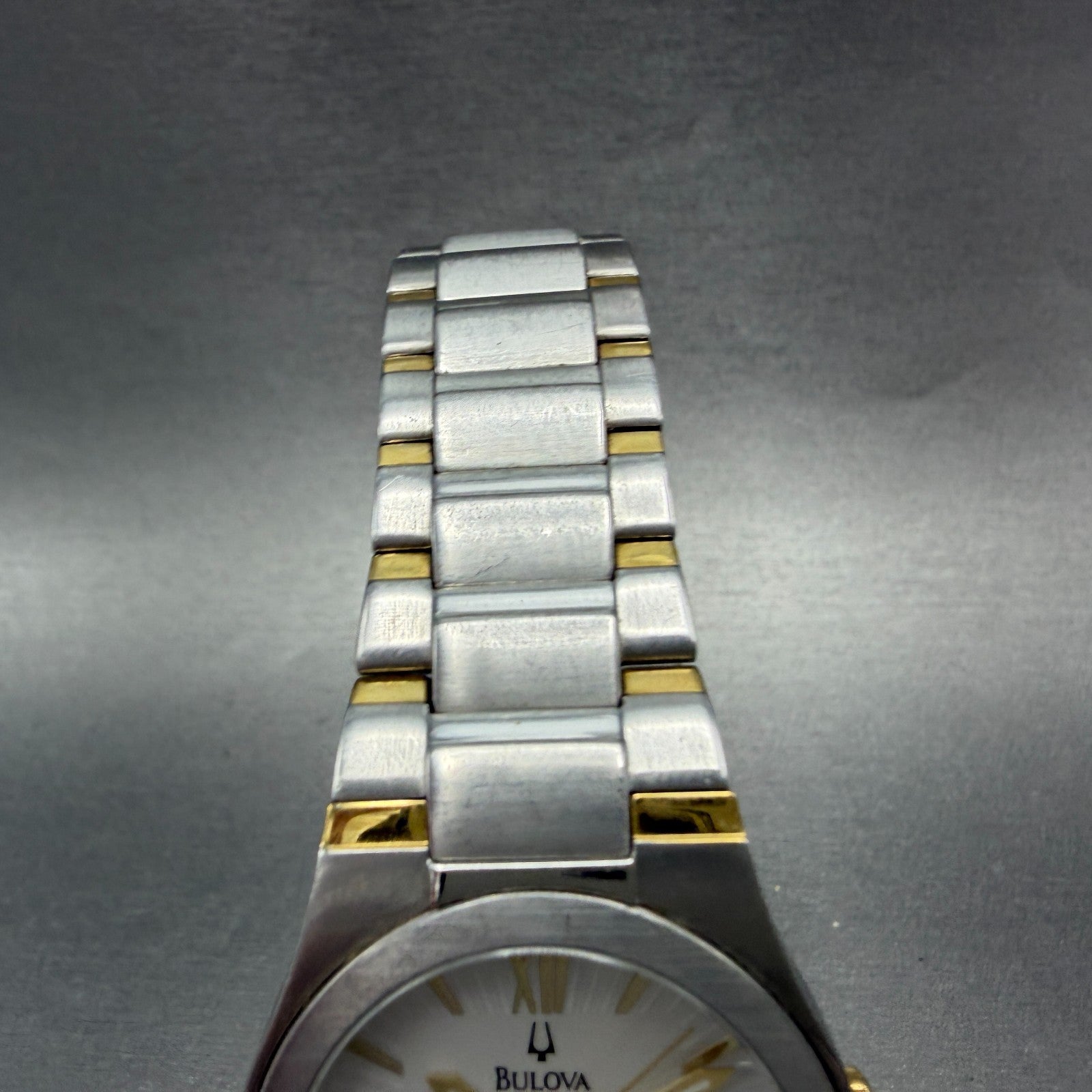 Bulova Watch Men 35mm White Dial Two Tone Date Round 98H04 New Battery4