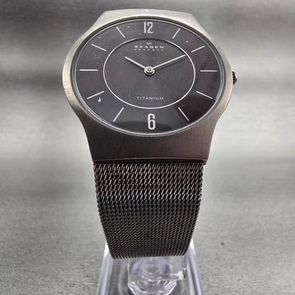 Skagen Ultra Slim Watch Men 34mm Black Dial Titanium  Round 233LTTM New Battery5