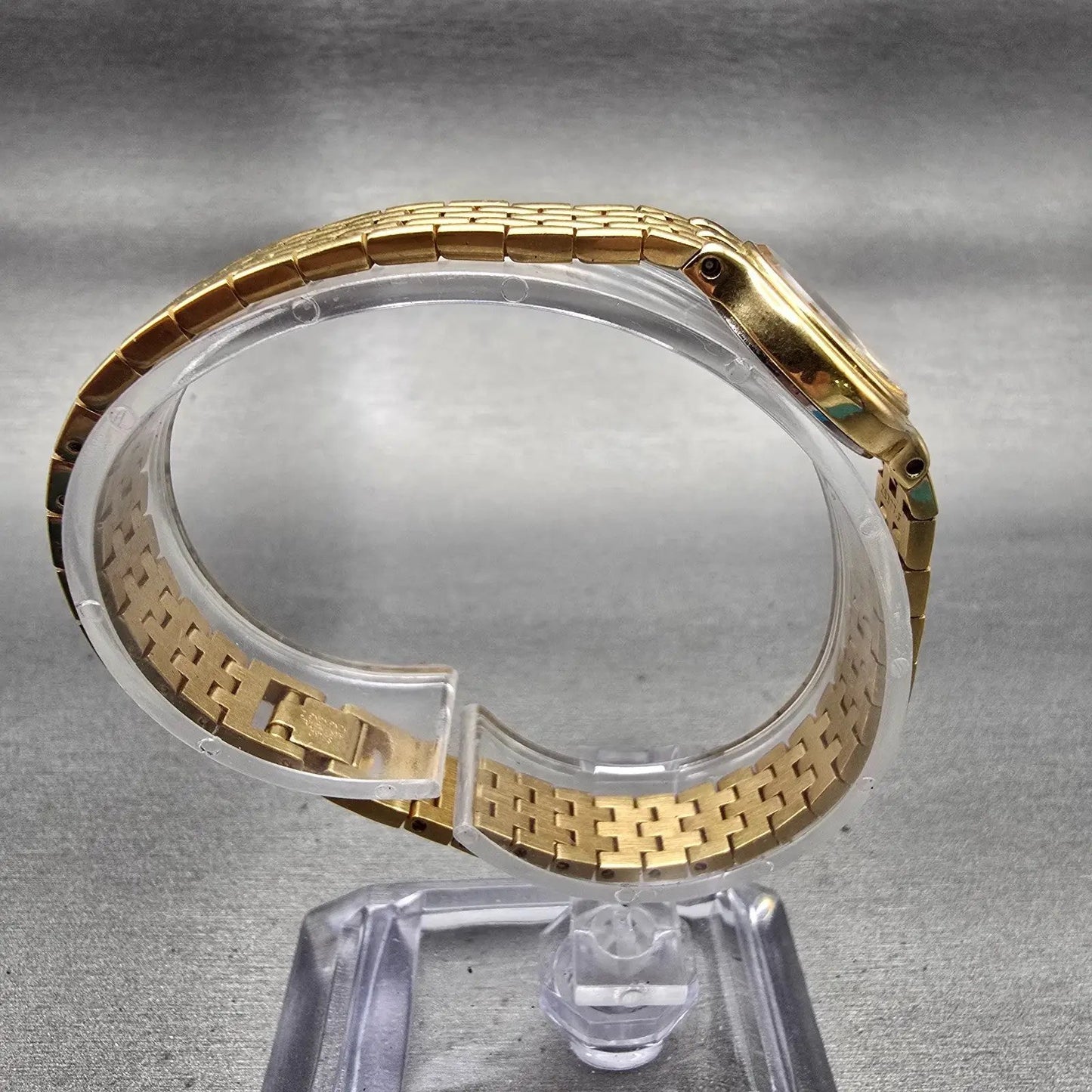 Seiko Watch Women 19mm Black Dial Gold Tone Round 1N00-0B29 New Battery Vintage8