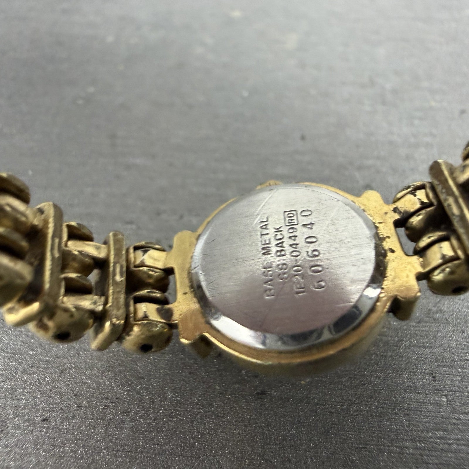 Seiko Watch Women 15mm Champagne Dial Gold Tone Round 1E20-0449 New Battery8