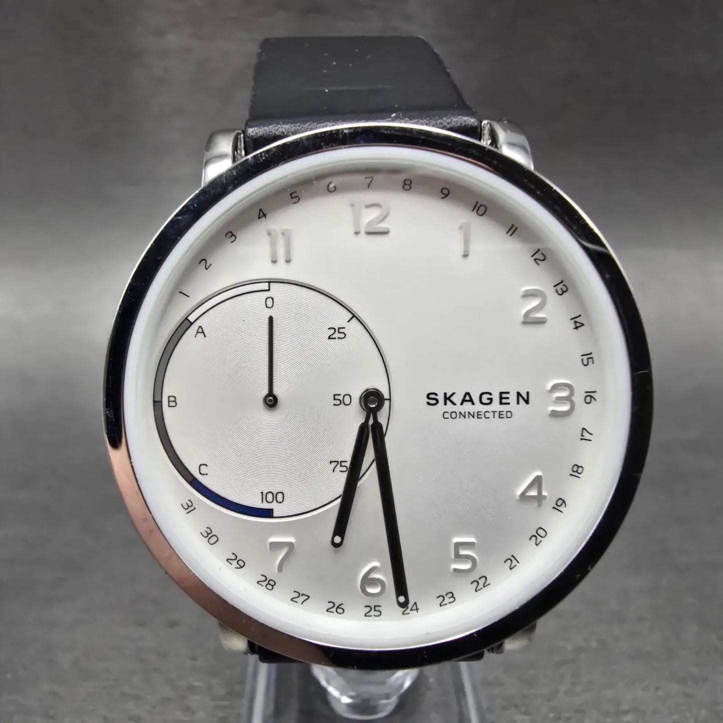 Skagen Connected Watch Men 42mm Silver Dial Silver Tone SKT1101 New Battery0