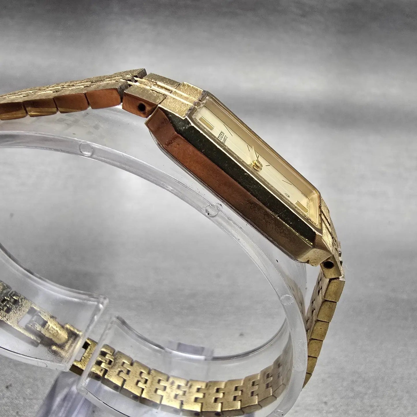 Citizen CQ Watch Women 13mm Champagne Dial Gold Tone 5421-S18523 New Battery VTG3