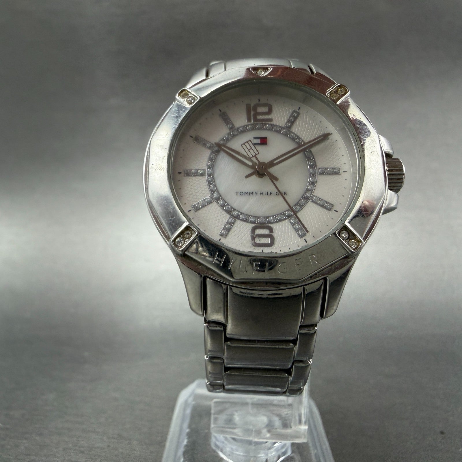 Tommy Hilfiger Watch Women 34mm White Dial Silver Tone Round Crystal New Battery5