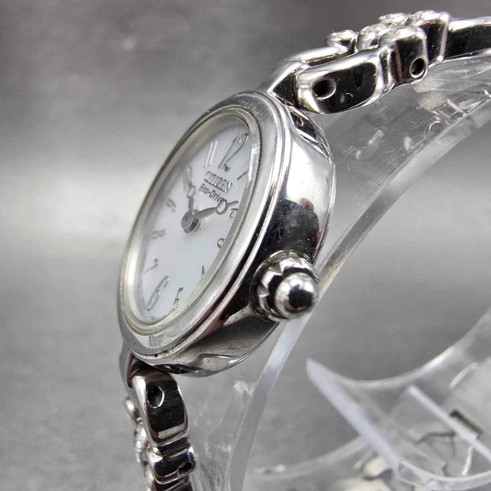 Citizen Eco-Drive Watch Women 18mm White Dial Silver Tone B023-S021774 Runs2