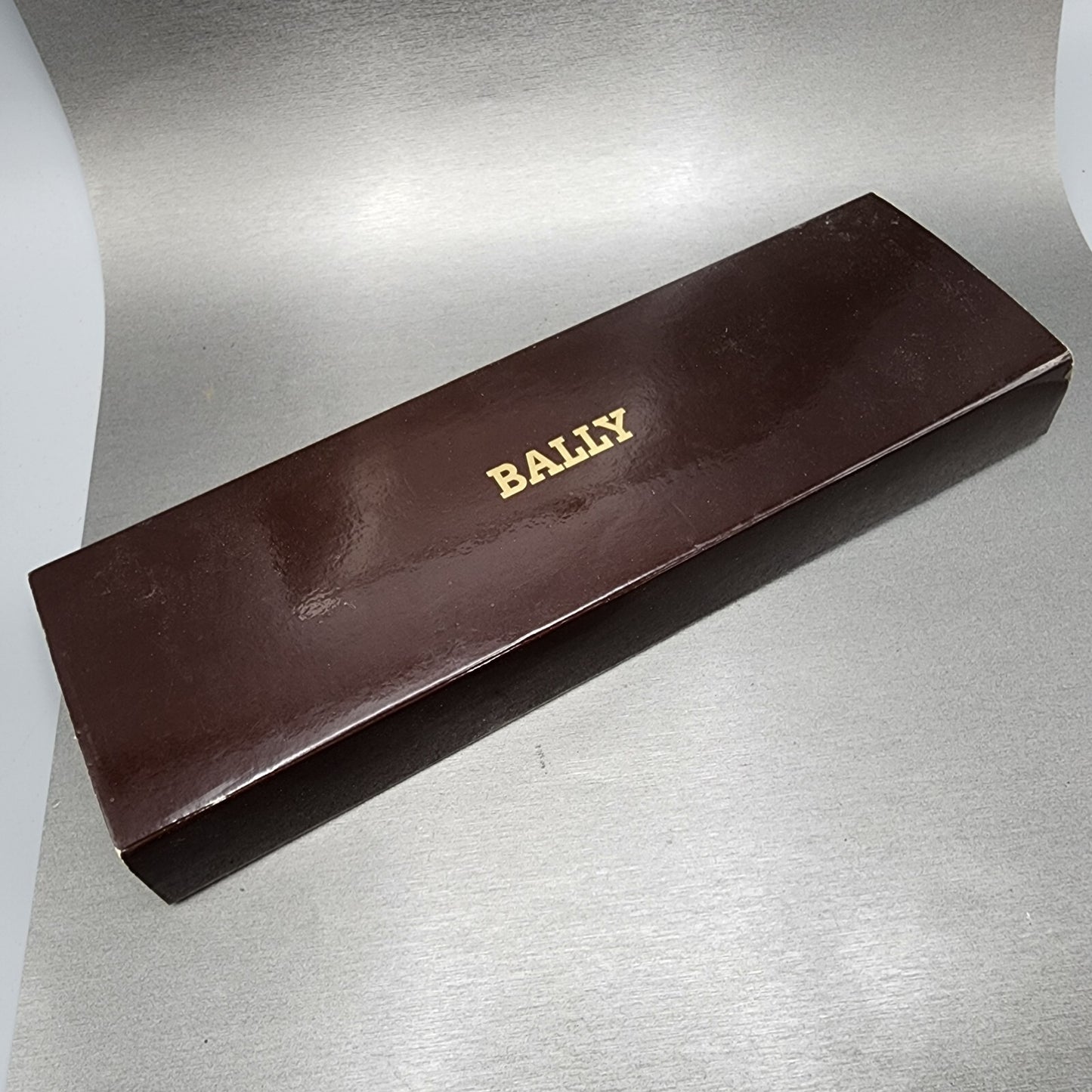 Bally Watch Women 23mm White Dial Two Tone Round 13.01 New Battery W/Box14