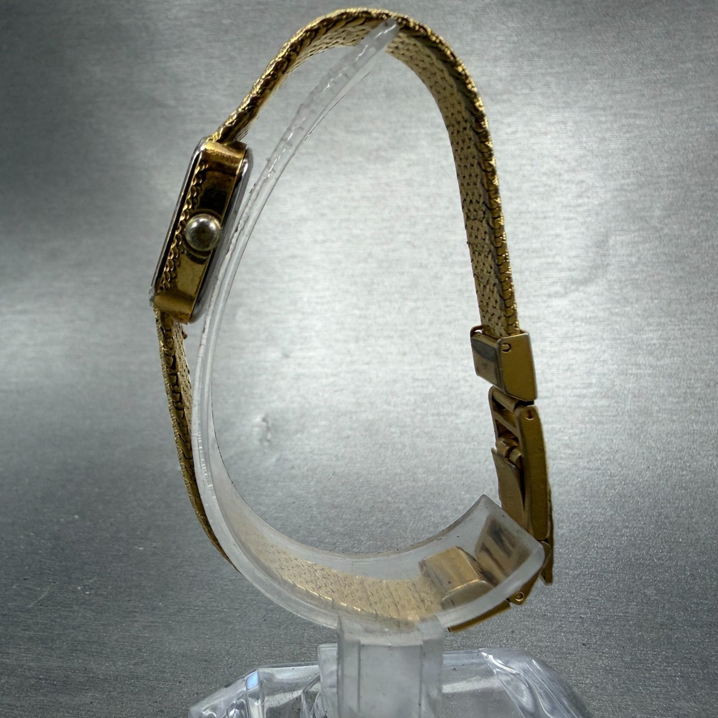 Bulova Tank Watch Women 16mm Black Dial Gold Tone 92J54 New Battery Vintage6