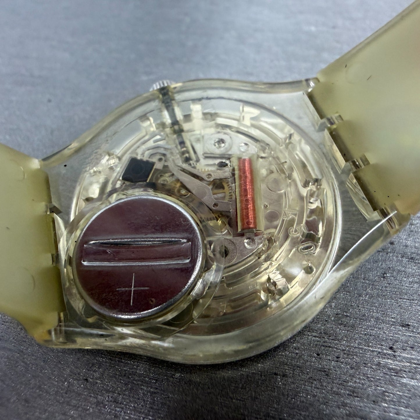 Swatch Magical Parade Watch Men 34mm Silver Dial Clear Case GE161 New Battery9