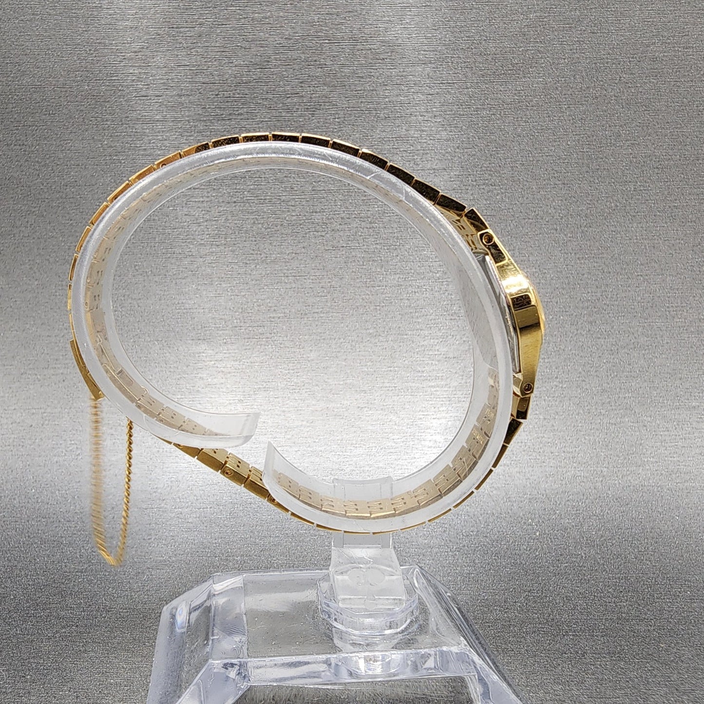 Seiko Watch Women 17mm Brown Dial Gold Tone Oval 2C205759 New Battery NOS8